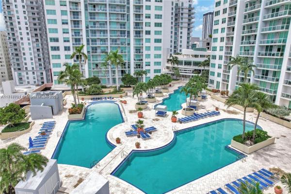 244 BISCAYNE BLVD #1708, MIAMI, FL 33132