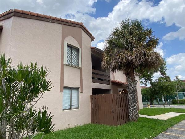 KENLAND WALK CONDO II