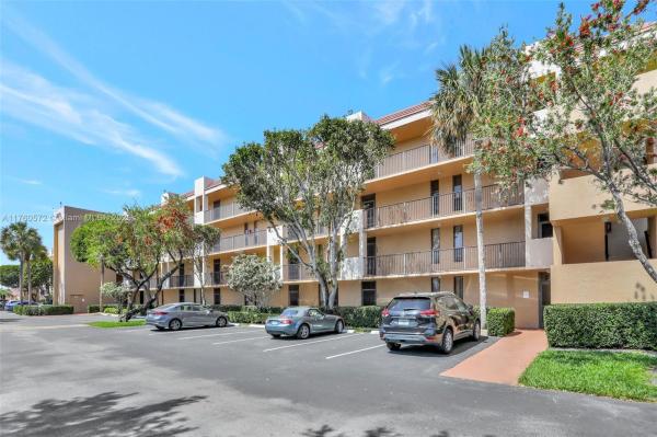 CORAL GATE VII CONDO