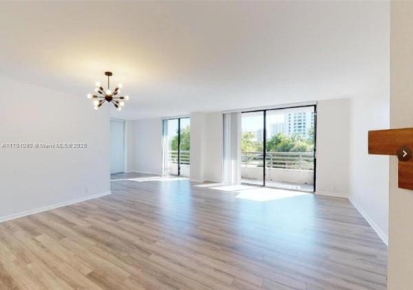3300 NE 191ST ST #407, AVENTURA, FL 33180
