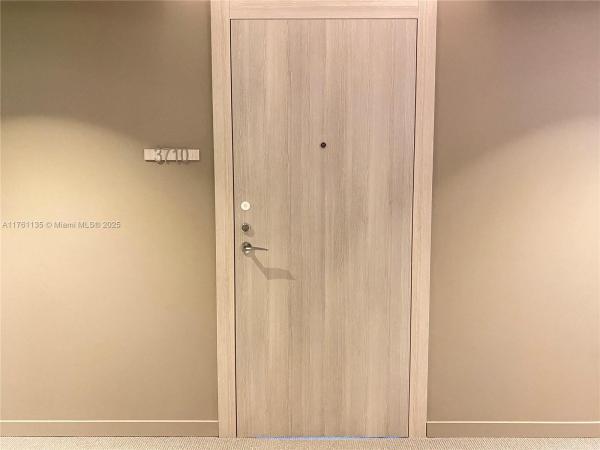 1000 BRICKELL PLZ #3710, MIAMI, FL 33131