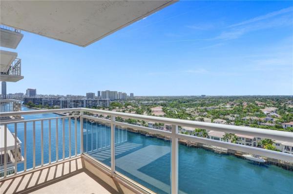 1600 S OCEAN DR #15B, HOLLYWOOD, FL 33019