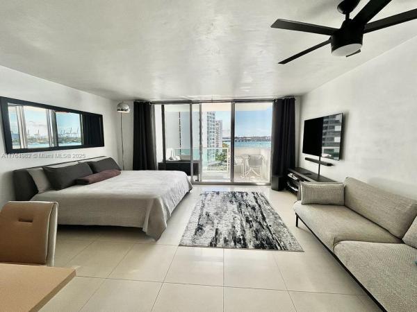 MIRADOR 1200 CONDO