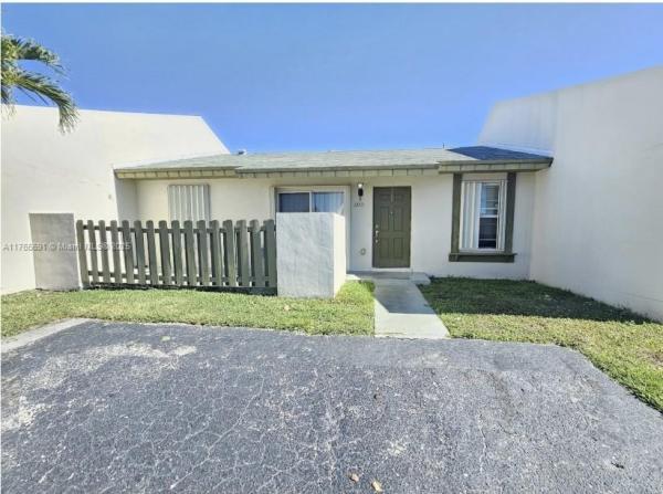 DEVON-AIRE VILLAS SEC 2