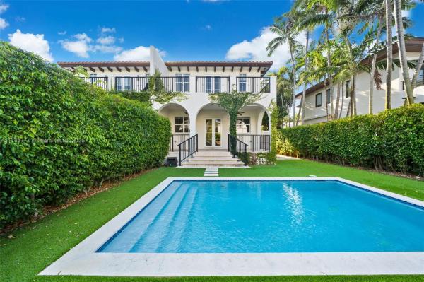 TROPICAL ISLE HOMES SUB 1