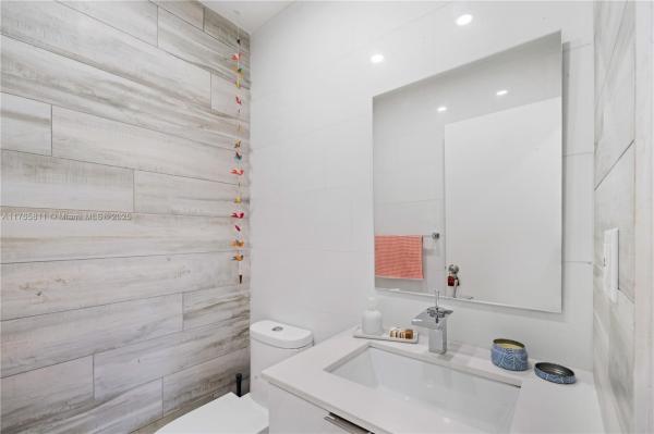 CORAL GABLES RIVIERA SEC