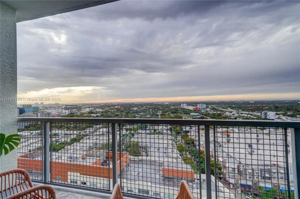 FOUR MIDTOWN MIAMI CONDO