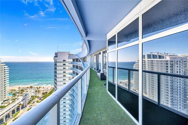 W RESIDENCES