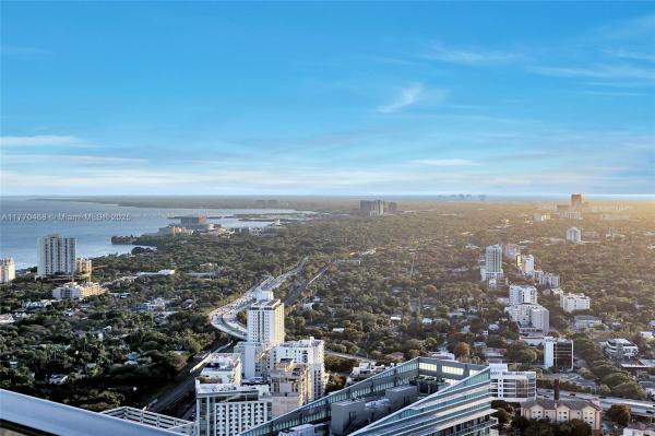 1000 BRICKELL PLZ #PH5504, MIAMI, FL 33131