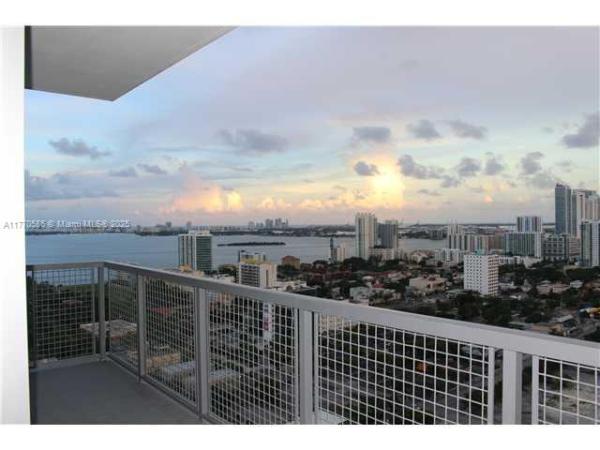 FOUR MIDTOWN MIAMI CONDO