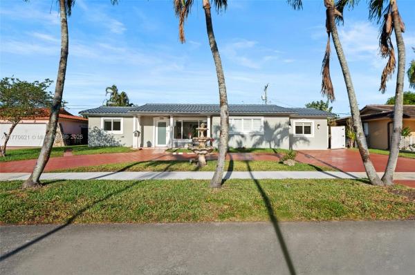 PALM SPRINGS LAKES 5TH AD