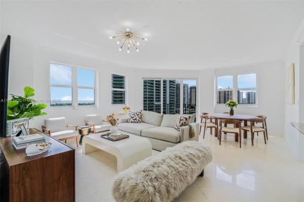 TURNBERRY VLG NO TOWER CO