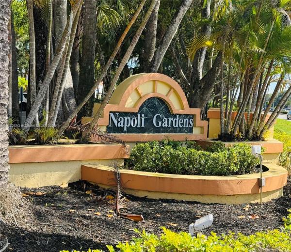 NAPOLI GARDENS AT CORAL S