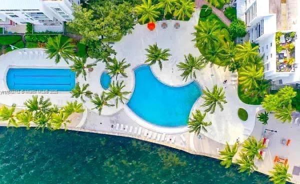 NIRVANA CONDO NO ONE COND