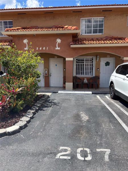 WEST PALM VILLAS III COND