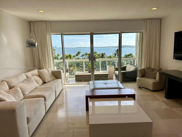 BRICKELL TOWNHOUSE CONDO