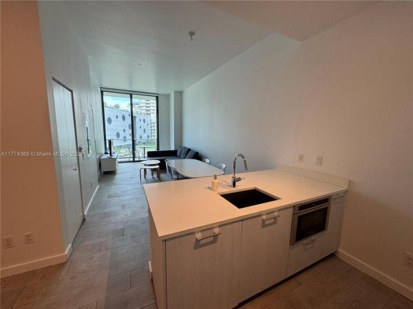 501 NE 31ST ST #305, MIAMI, FL 33137