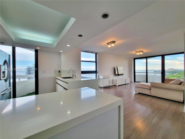 BRICKELL PARK CONDO