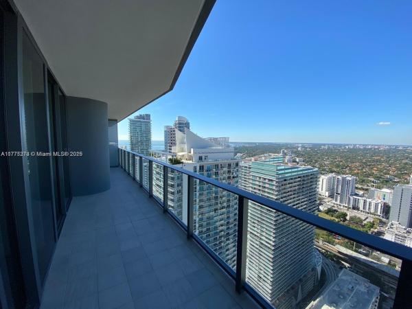 1000 BRICKELL PLZ #4706, MIAMI, FL 33131