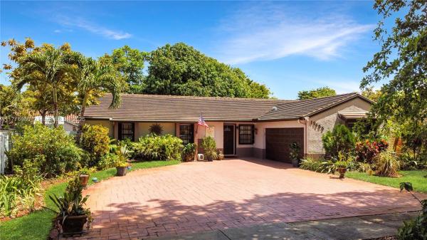 COUNTRY LAKE MANORS SEC 3