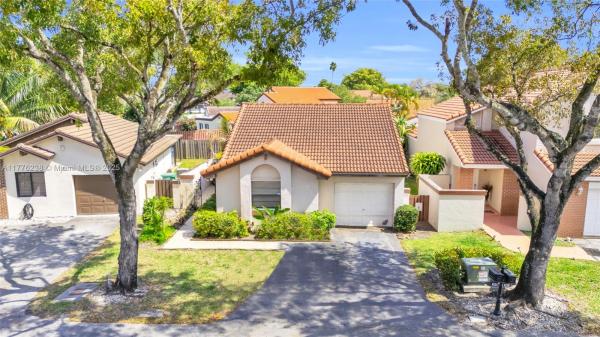THE MOORS CLUSTER HOMES
