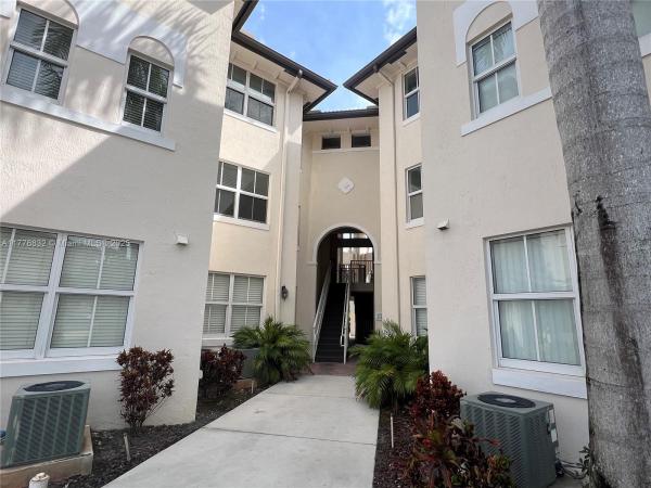 ST MORTIZ AT DORAL CONDO