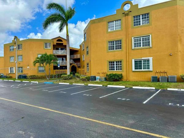 SOLEIL AT FONTAINEBLEAU C