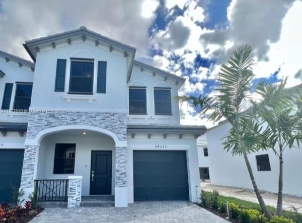 PINE ISLE - PINE VISTA