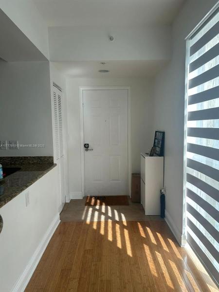 DOWNTOWN DADELAND CONDO