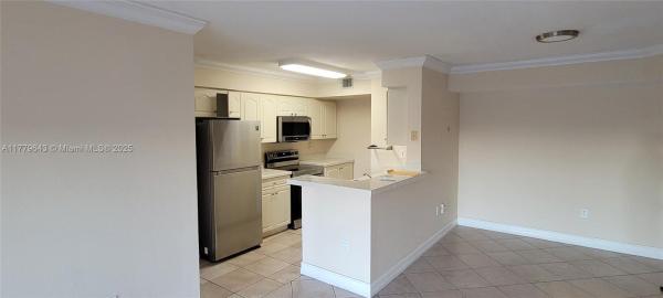 KENDALL LAKE TOWERS CONDO