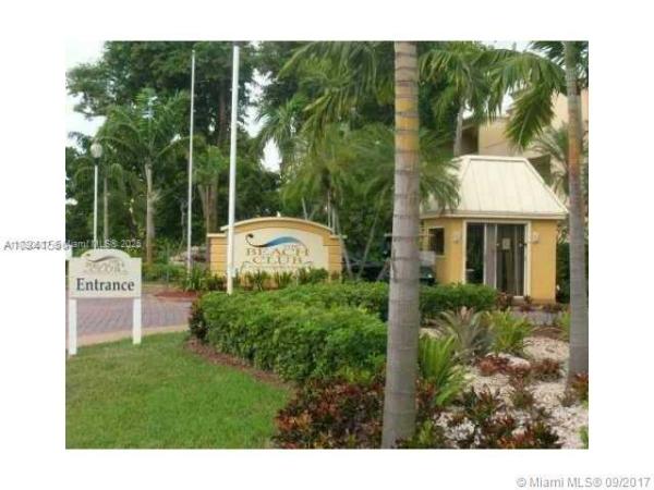 THE BEACH CLUB AT FONTAIN