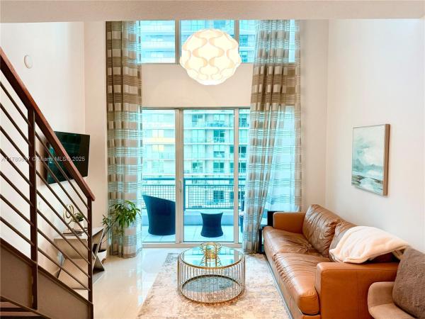 INFINITY AT BRICKELL COND