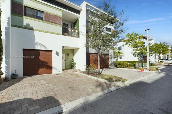 PLANTATION BUSINESS PARK