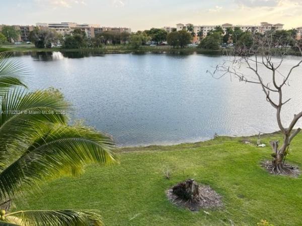 THE BEACH CLUB FONTAINEBL