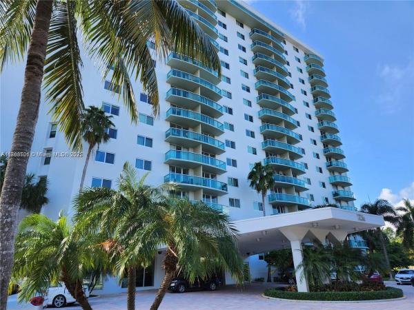 19380 COLLINS AVE #205, SUNNY ISLES BEACH, FL 33160