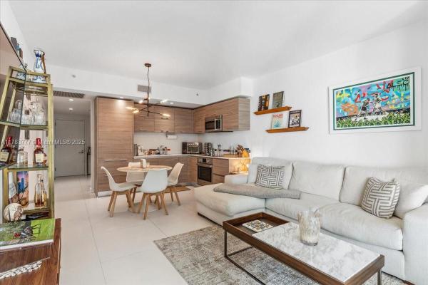 1300 S MIAMI AVE #3008, MIAMI, FL 33130