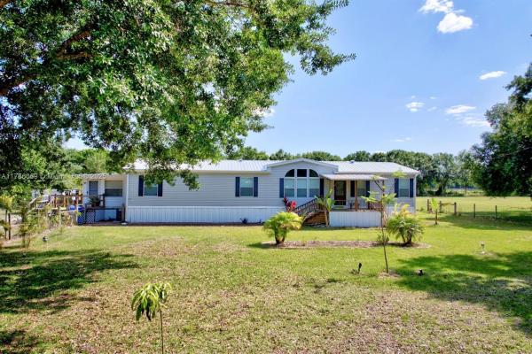 Bluff Hammock Estates