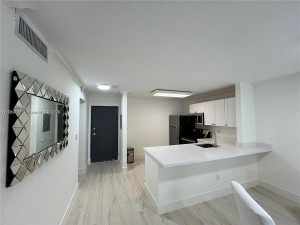 VILLAGE OF KINGS CREEK CO