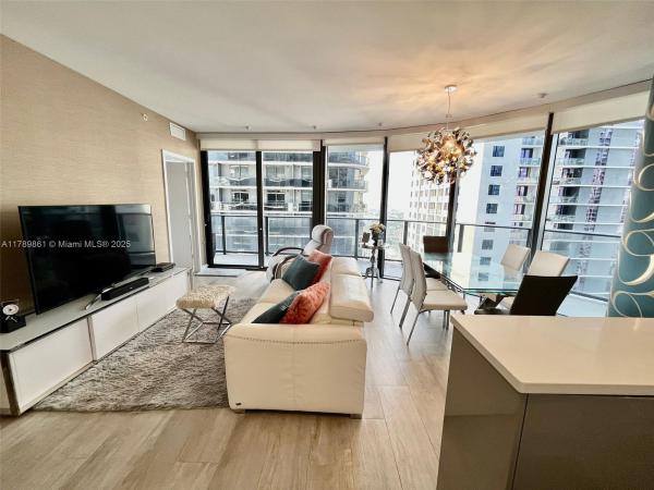 BRICKELL HEIGHTS EAST CON