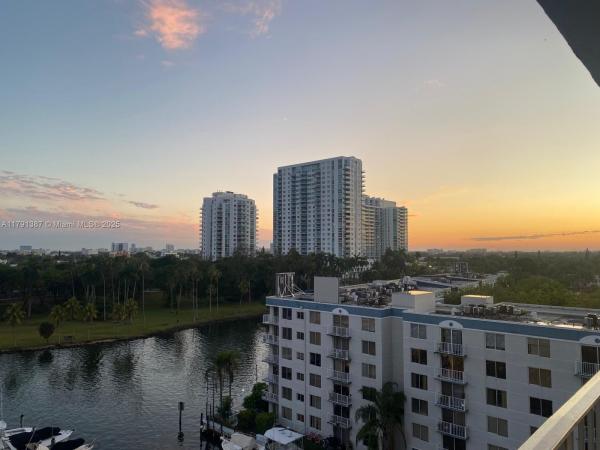 RIVER RUN CONDO PH I