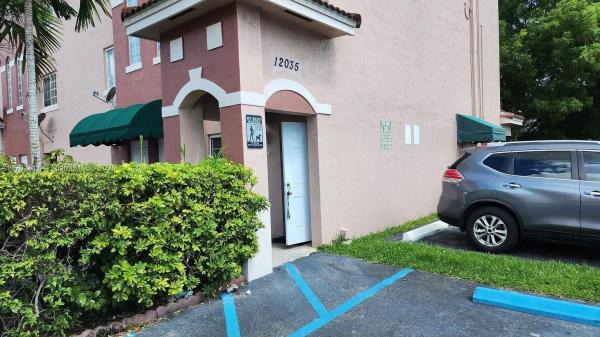 CHRISTY PLACE VILLAS &