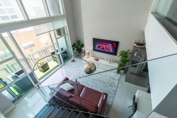 253 NE 2ND ST #416, MIAMI, FL 33132