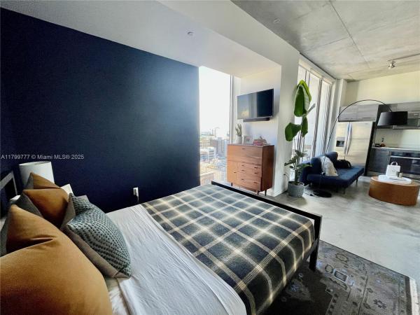 151 SE 1ST ST #1606, MIAMI, FL 33131