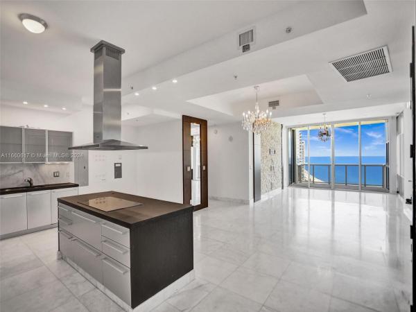 18201 COLLINS AVE #3404, SUNNY ISLES BEACH, FL 33160