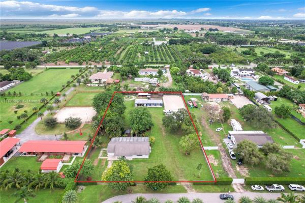 REDLAND 1.33 AC 3/2 HOME