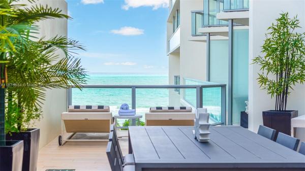 W South Beach Residences