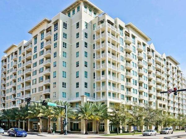 CITY PALMS CONDO
