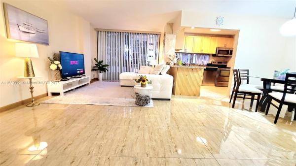 17011 N BAY RD #107, SUNNY ISLES BEACH, FL 33160