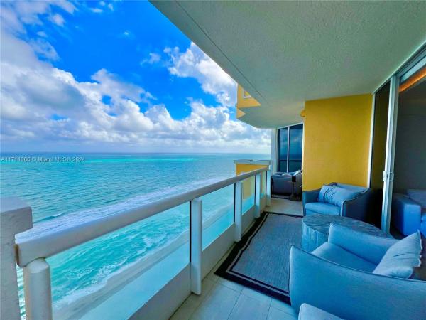 17875 COLLINS AVE #3001, SUNNY ISLES BEACH, FL 33160