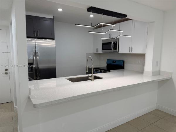 WESTLAND GARDENS CONDO